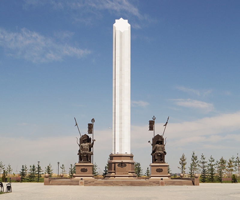 Монумент «Қазақ хандығы»